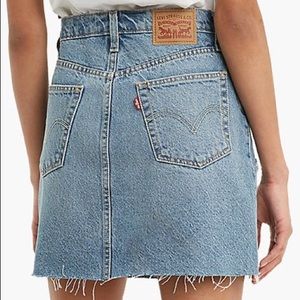 Levi’s denim skirt!